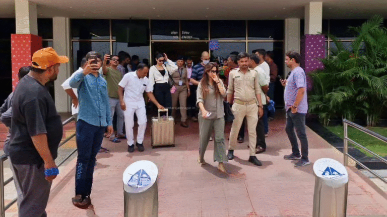 Jhanvi Kapoor in Jamnagar